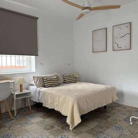 The Sunnydise Apartments Малага Экстерьер фото