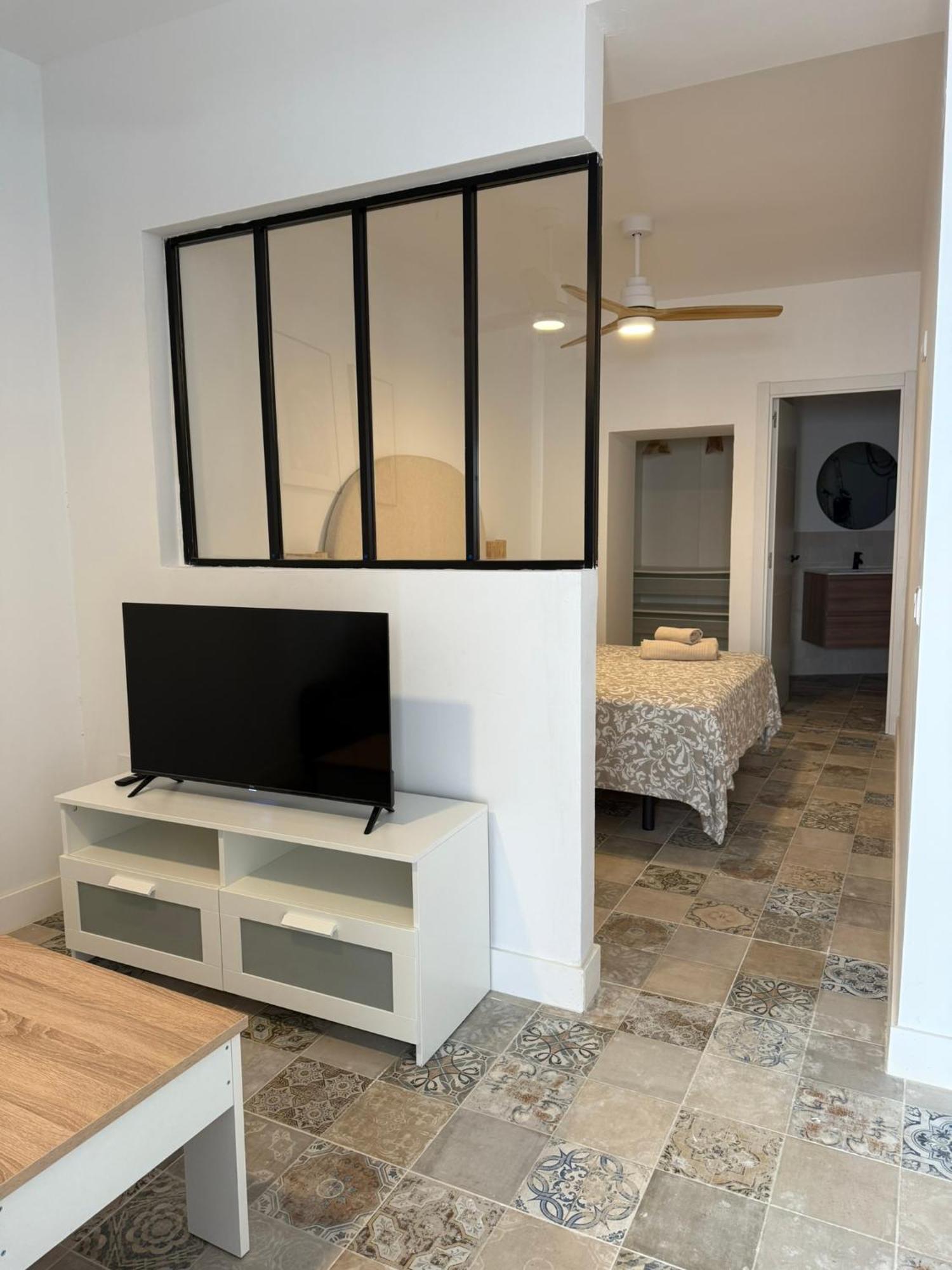 The Sunnydise Apartments Малага Экстерьер фото